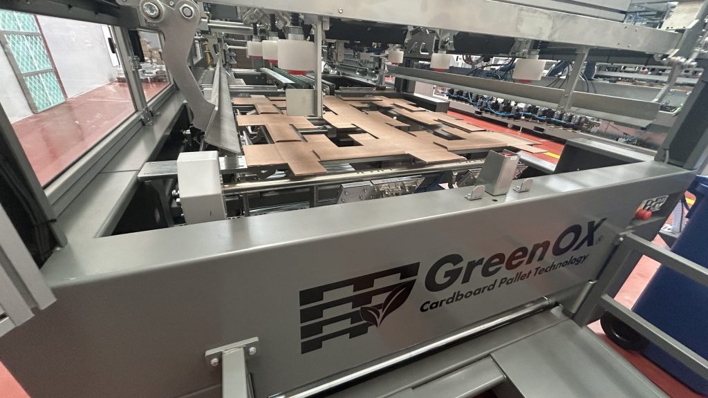 Automated Cardboard Pallet Forming Machine by Boix
