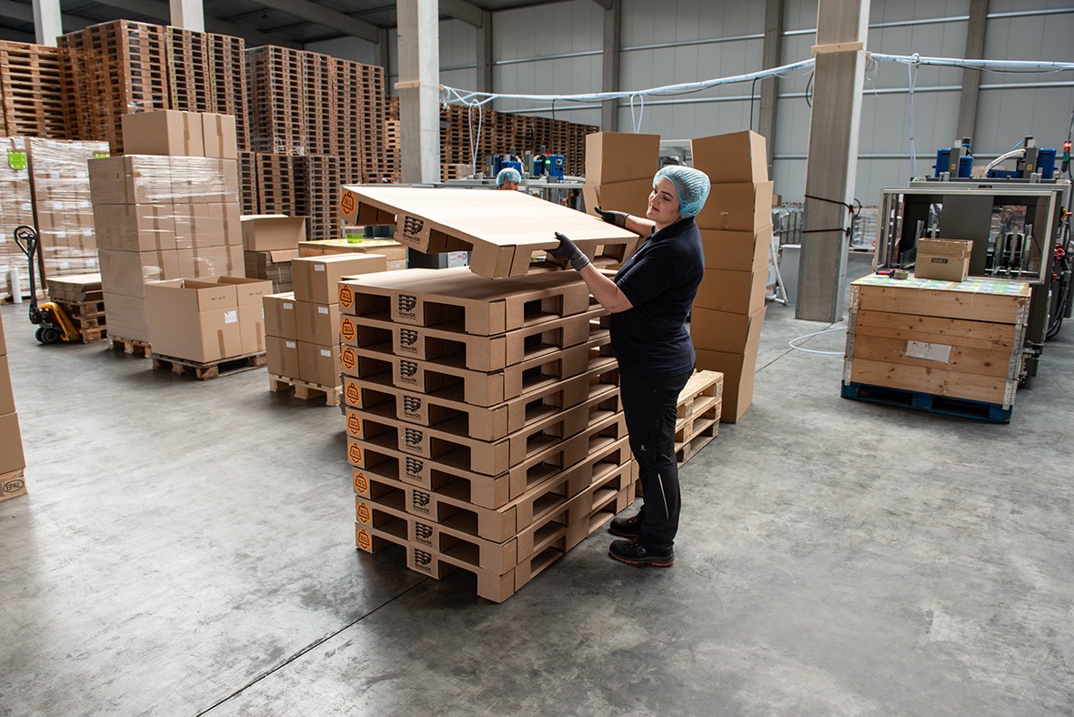 Lightweight Cardboard Pallets