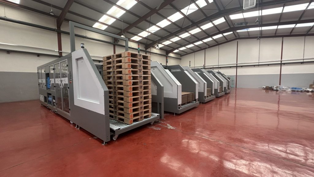 Green Ox Cardboard Pallets Machine